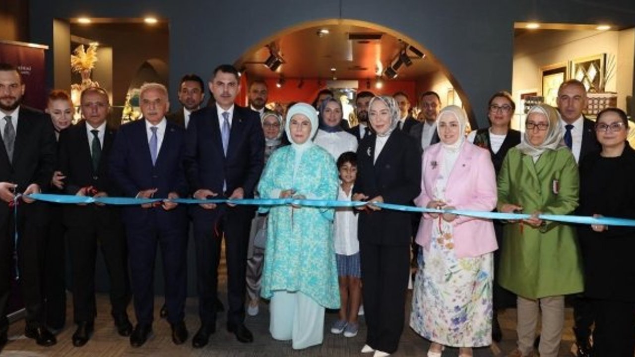 "Atık Yok, Stil Var" Sergisi Ziyaretçilerini Bekliyor.