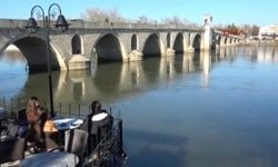 EDİRNE'DE BAHAR GÜNLERİ YAŞANIYOR