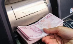 Tarihler belli oldu! Emeklilerin hesabına bu ay iki ödeme birden yatacak