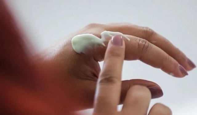 Sahte kozmetik ürünleri ve güneş kreminde ambalaja dikkat edilmesi uyarısı