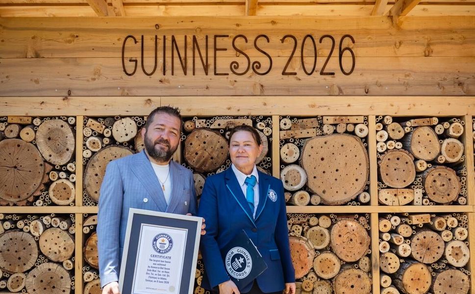 Anavarza Bal Dünyanın En Büyük Arı Oteli ile Guinness Dünya Rekoru’nun Sahibi Oldu