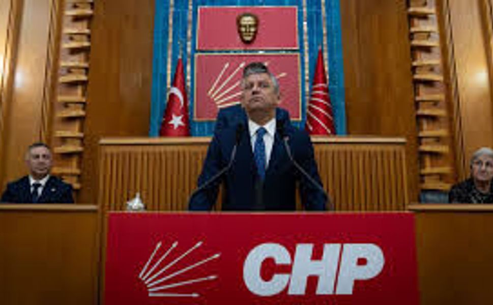 Özgür Özel'in yol haritası netleşti! Yeni parti için tarih belli oldu