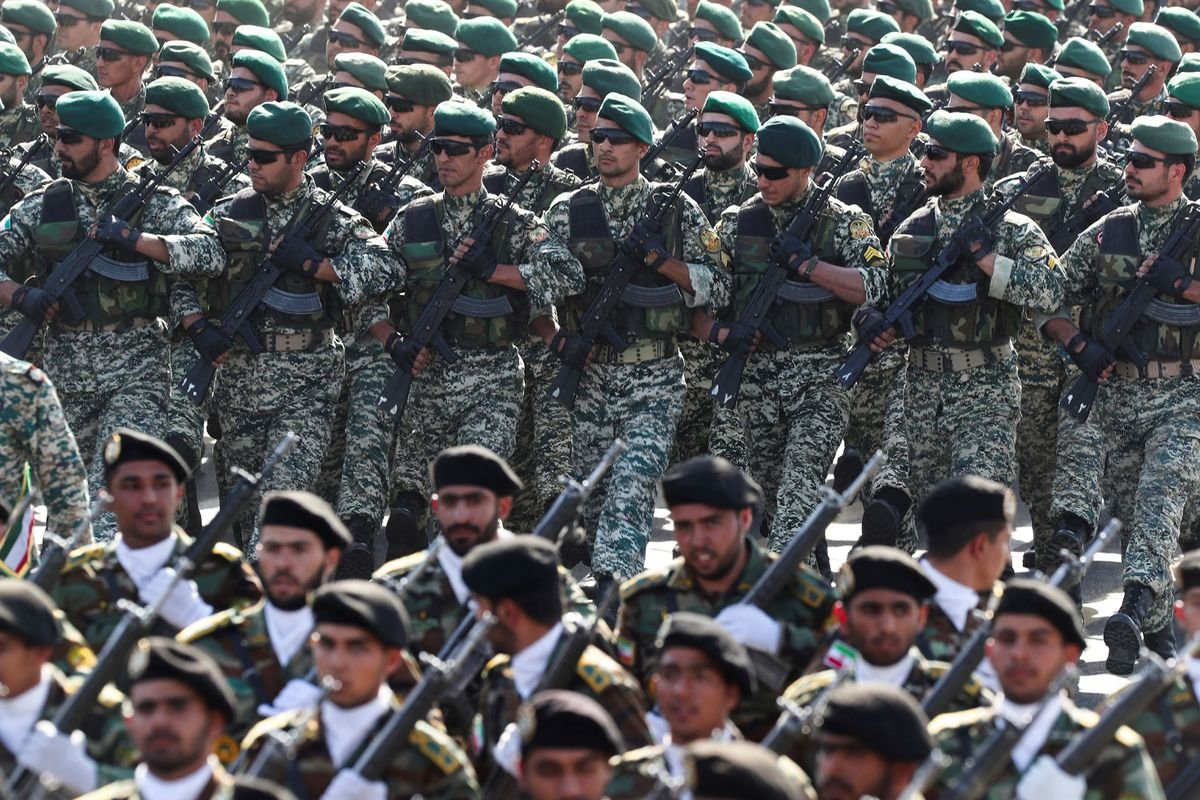 İran: Suudi Arabistan ve Kuveyt'in stratejik altyapı haritası İran ordusunun masasında