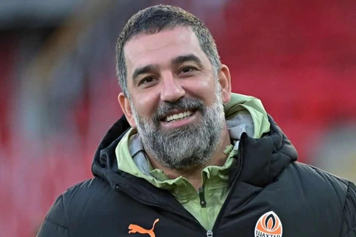 Arda Turan'ın çalıştırdığı Shakhtar Donetsk, Konferans Ligi'nde yarı finale yükseldi