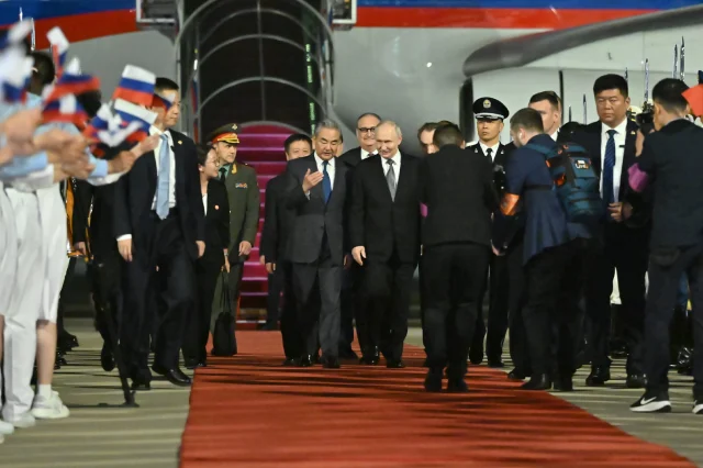 Putin-Şi görüşmesi başladı! Masada 40 anlaşma var